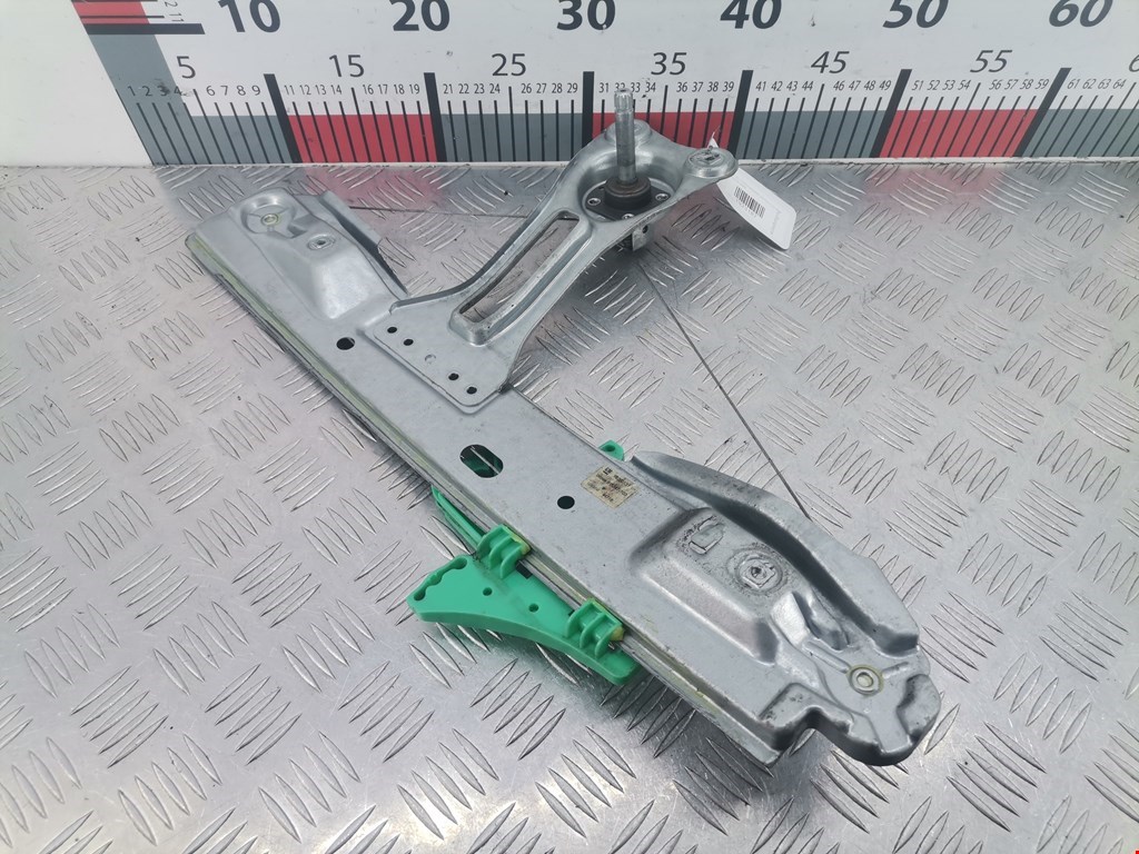 Стеклоподъемник задний левый OPEL Astra J 2009-2017