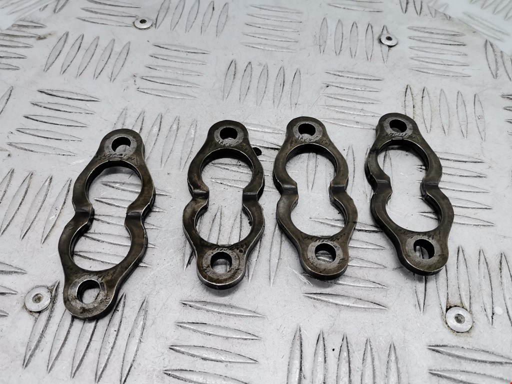 Кронштейн форсунки VOLKSWAGEN Passat B6 2005-2011