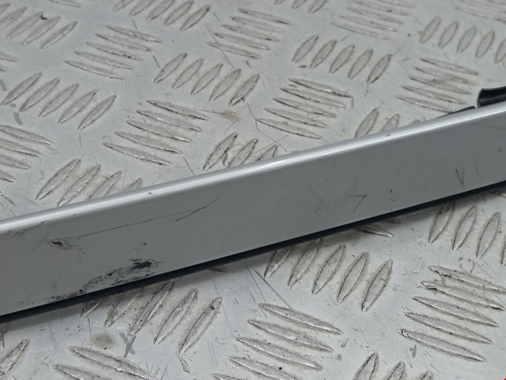 Молдинг лобового стекла BMW 5er 5 серия F10/F11/F07 2009-2017