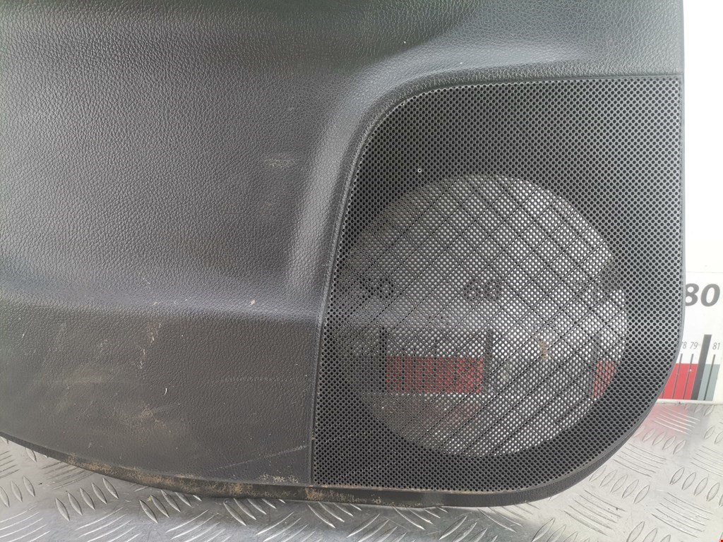 Обшивка двери задняя левая NISSAN Note E11 2005-2014