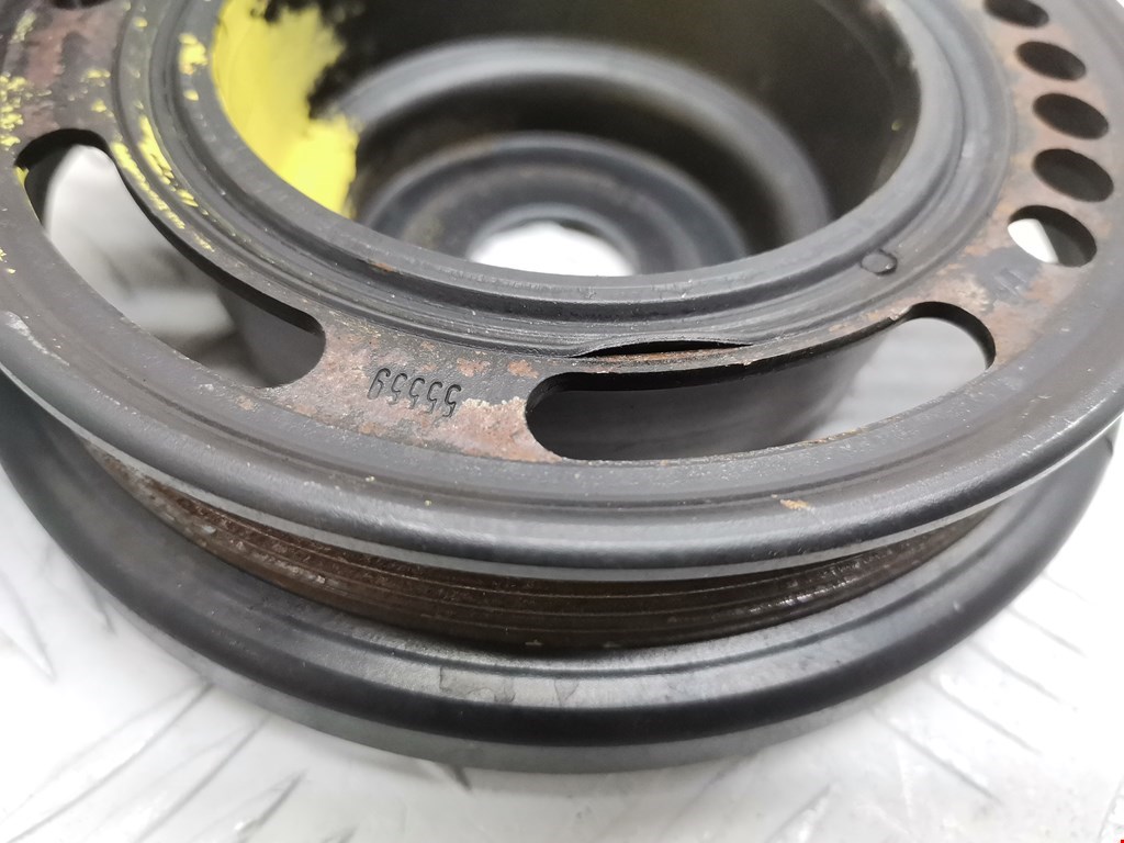 Шестерня коленвала (шкив) OPEL Zafira B 2005-2012