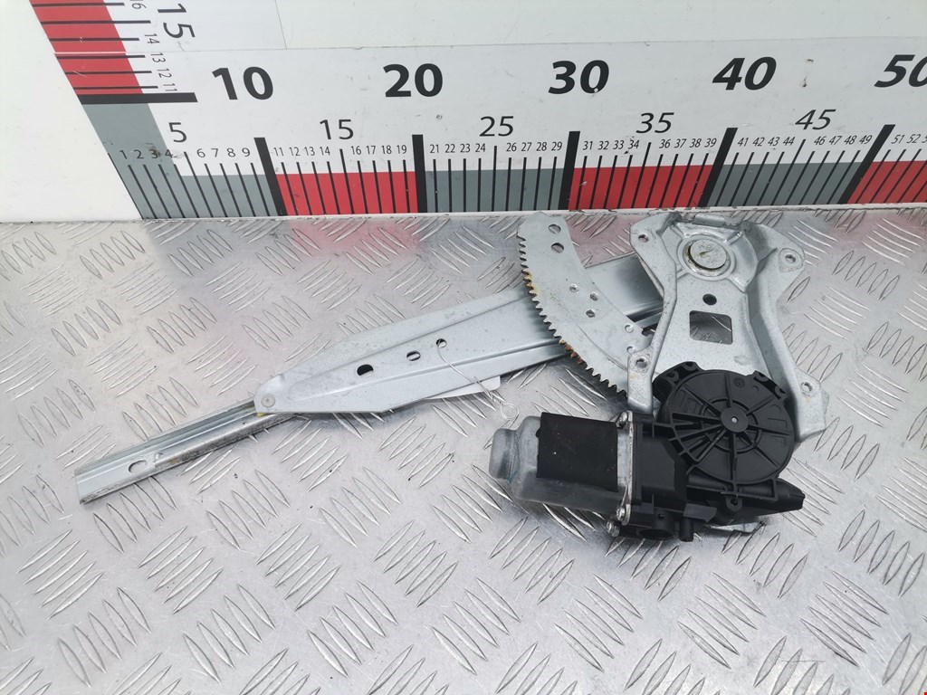 Стеклоподъемник задний левый NISSAN Note E11 2005-2014