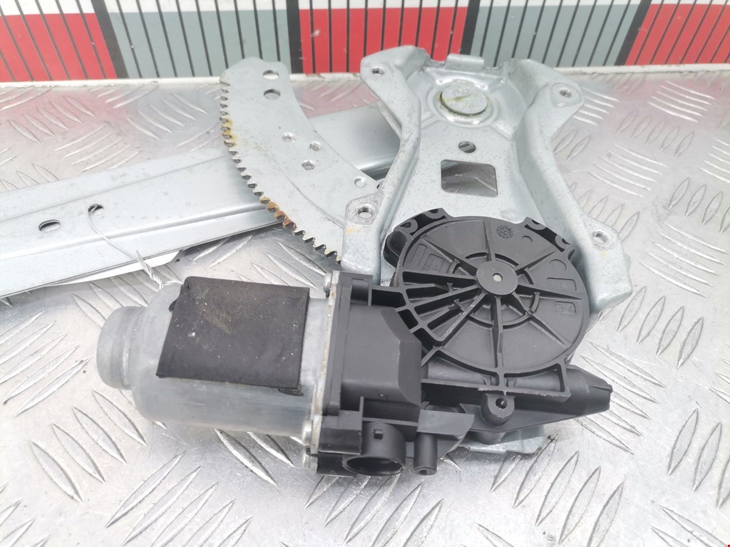 Стеклоподъемник задний левый NISSAN Note E11 2005-2014