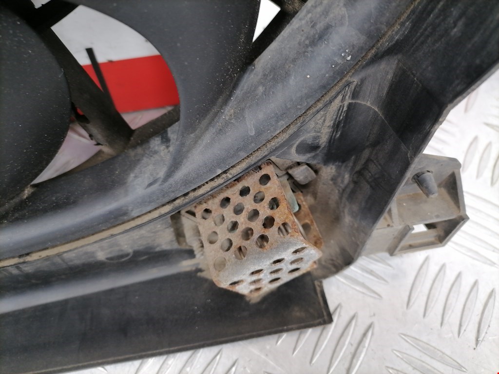 Вентилятор радиатора основного OPEL Astra H/Family 2004-2015