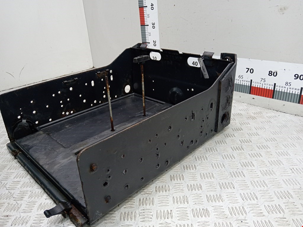 Крепление АКБ (корпус/подставка) IVECO EuroCargo III 2008-2015