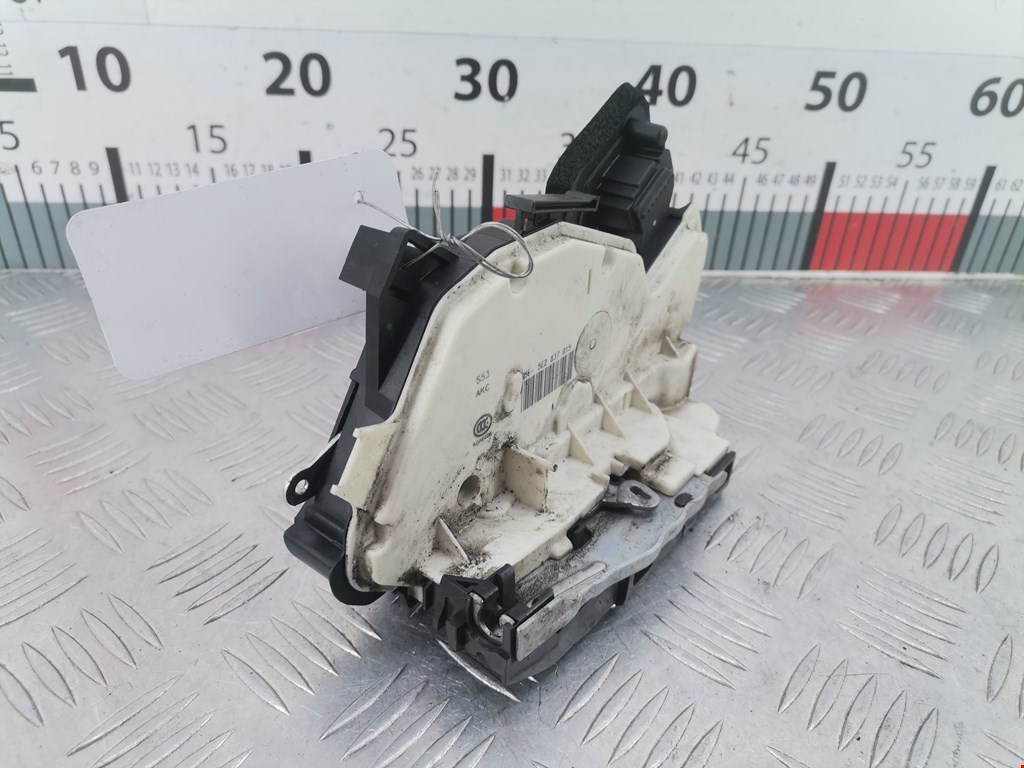 Замок двери передней левой SKODA Rapid 2012-2020