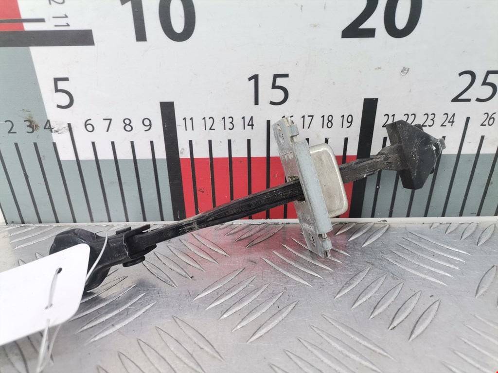 Ограничитель открывания двери MAZDA CX-3 2015-н.в.