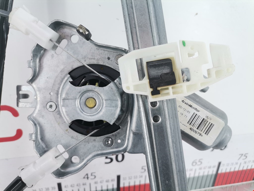 Стеклоподъемник передний правый CITROEN Xsara 1997-2000