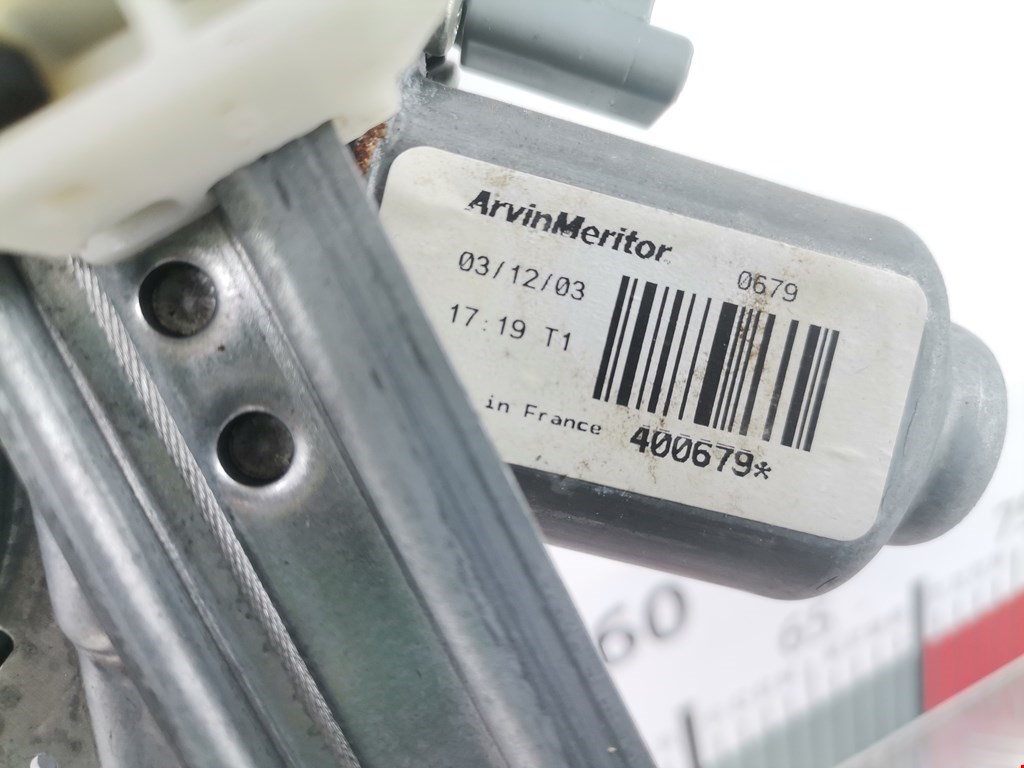 Стеклоподъемник передний правый CITROEN Xsara 1997-2000