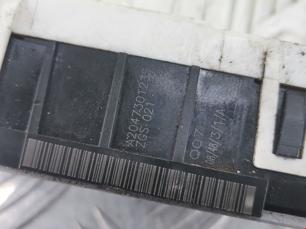 Замок двери задней правой MERCEDES-BENZ C-Class C-klasse W204 2007-2015