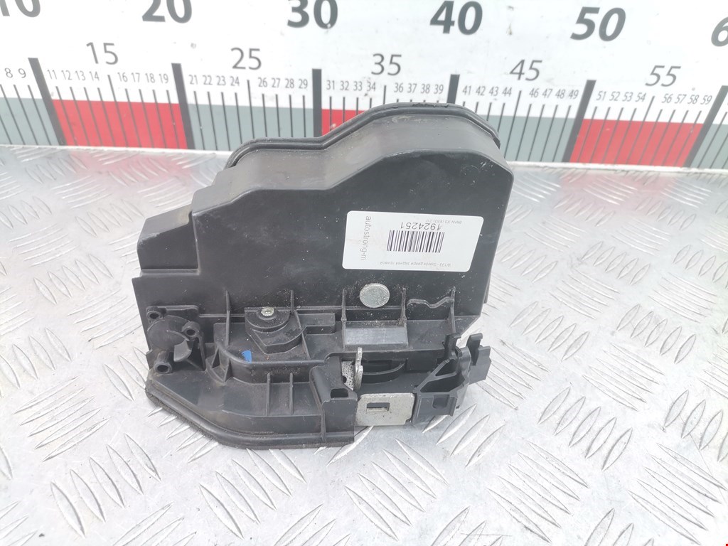 Замок двери задней правой BMW X3 (E83) (2003-2010)