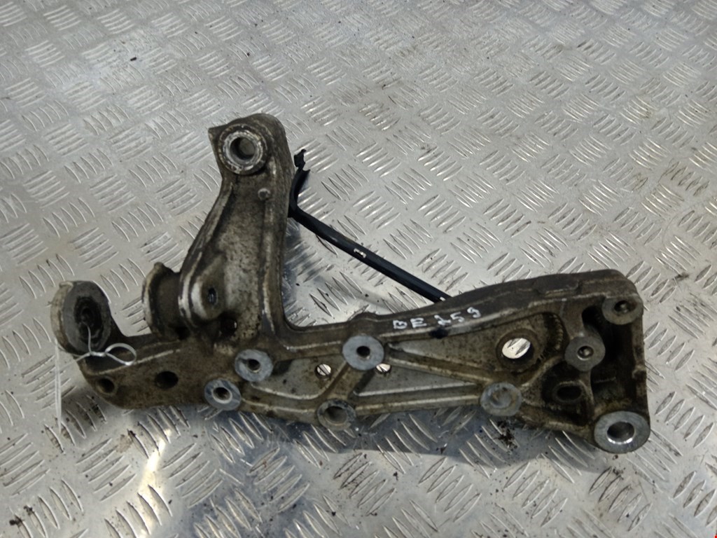 Рычаг передний левый VOLKSWAGEN Caddy III 2004-2015