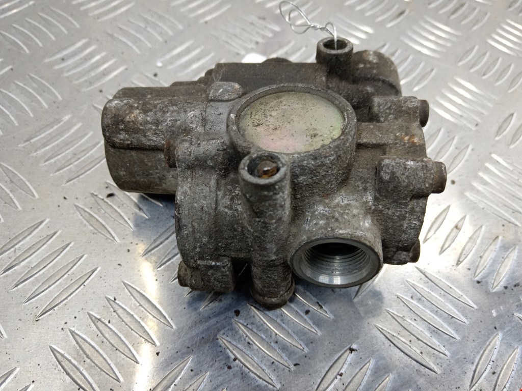 Кран ABS тормозной главный (распределитель) IVECO EuroCargo II 2003-2008