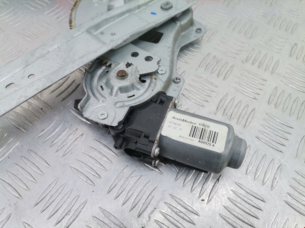 Стеклоподъемник задний левый NISSAN Note E11 2005-2014