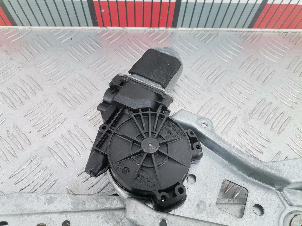 Стеклоподъемник задний левый NISSAN Note E11 2005-2014