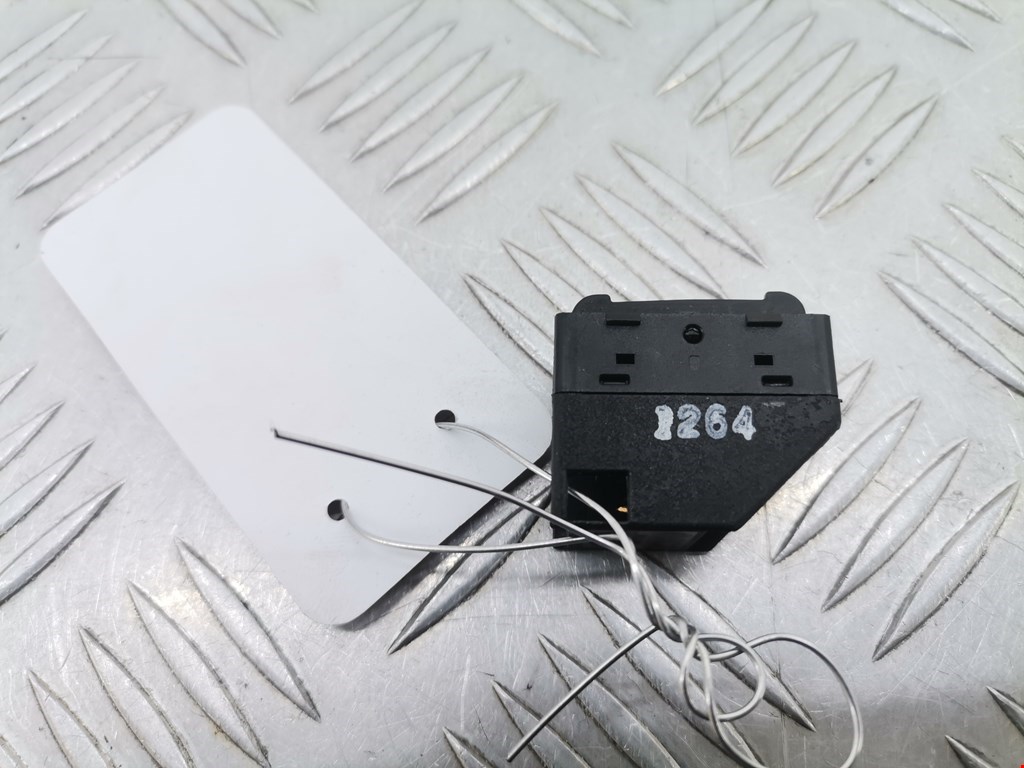 Кнопка стеклоподъемника VOLKSWAGEN Passat B5 1997-2005