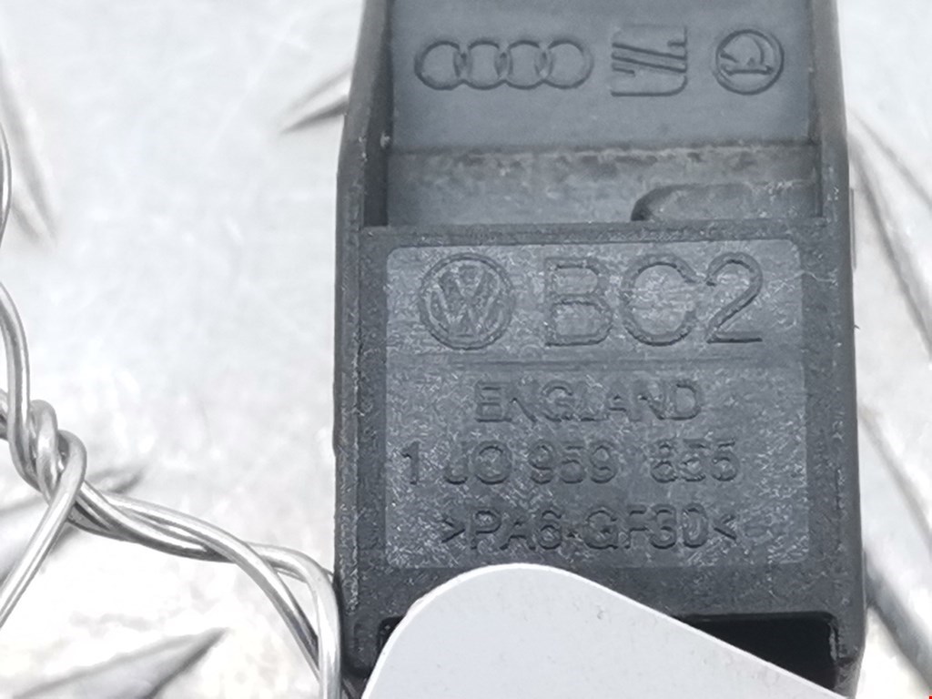 Кнопка стеклоподъемника VOLKSWAGEN Passat B5 1997-2005