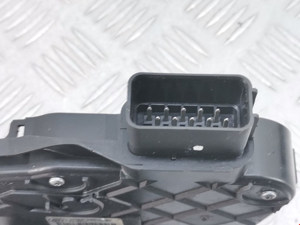 Замок двери задней правой LAND ROVER Range Rover Sport 2005-2013