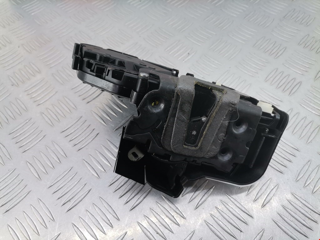 Замок двери задней правой LAND ROVER Range Rover Sport 2005-2013