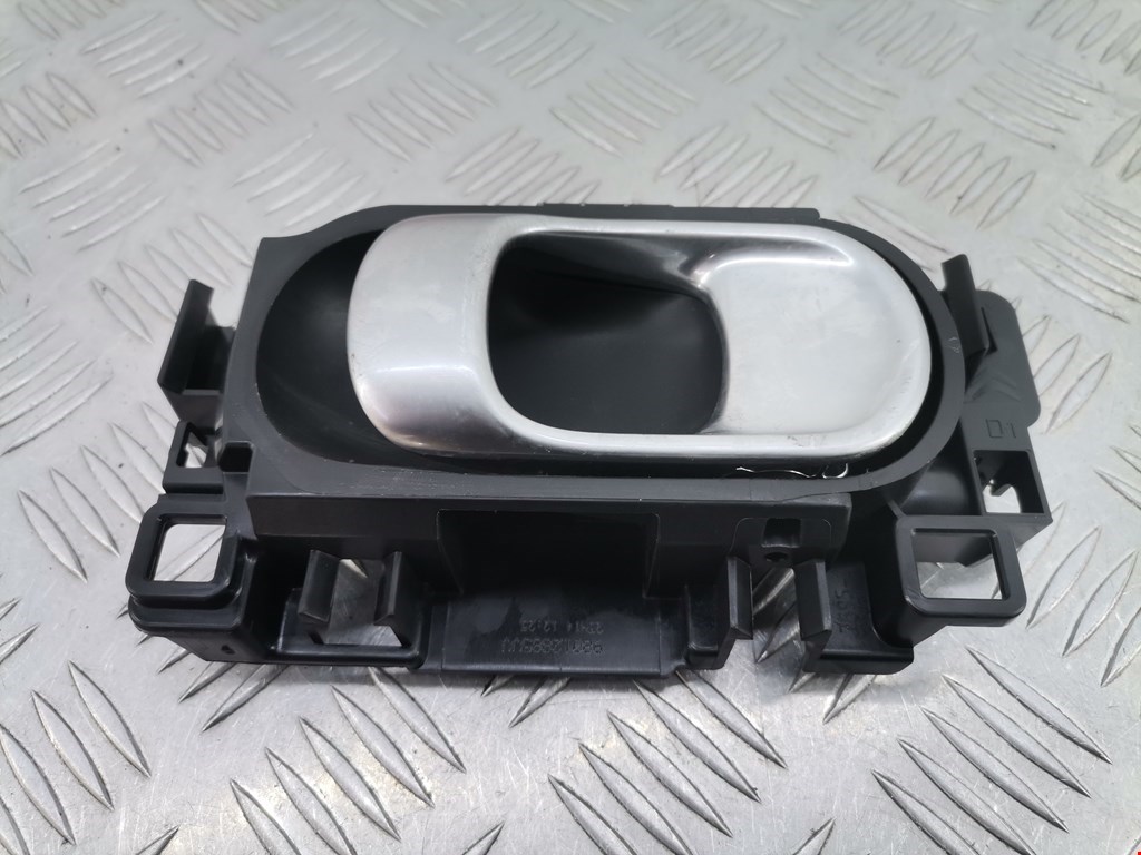 Ручка дверная передняя внутренняя правая CITROEN C4 Cactus 2014-н.в.