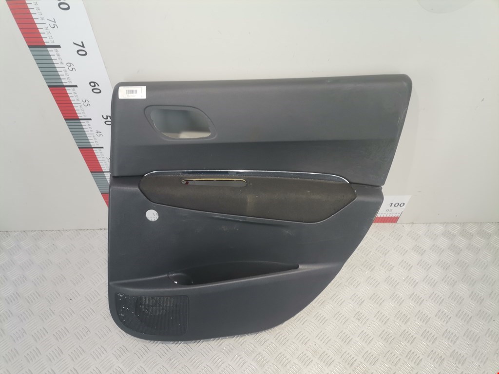 Обшивка двери задняя правая PEUGEOT Partner 2008-2018