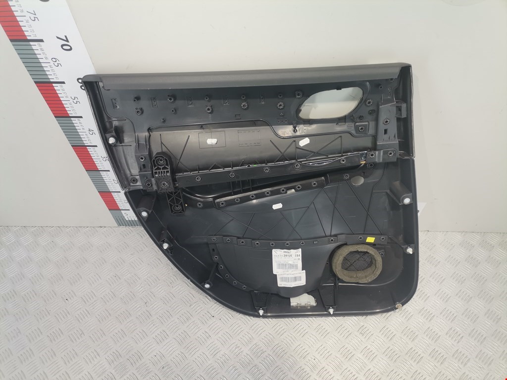 Обшивка двери задняя правая PEUGEOT Partner 2008-2018