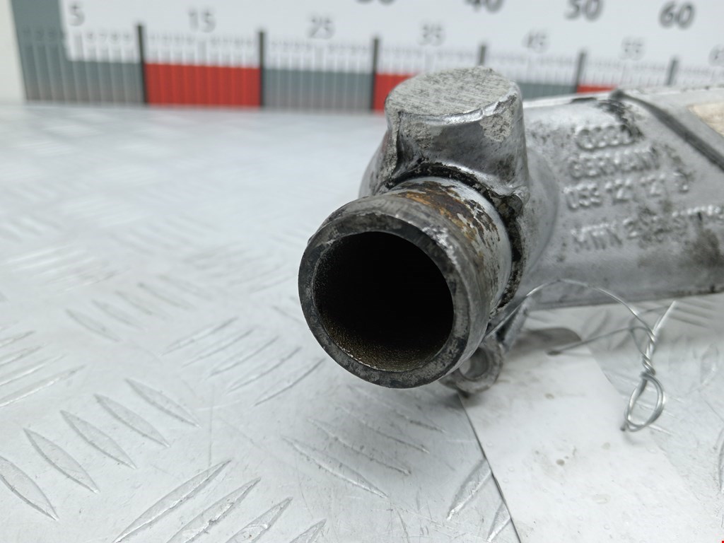 Корпус термостата AUDI A4 B6 2001-2005