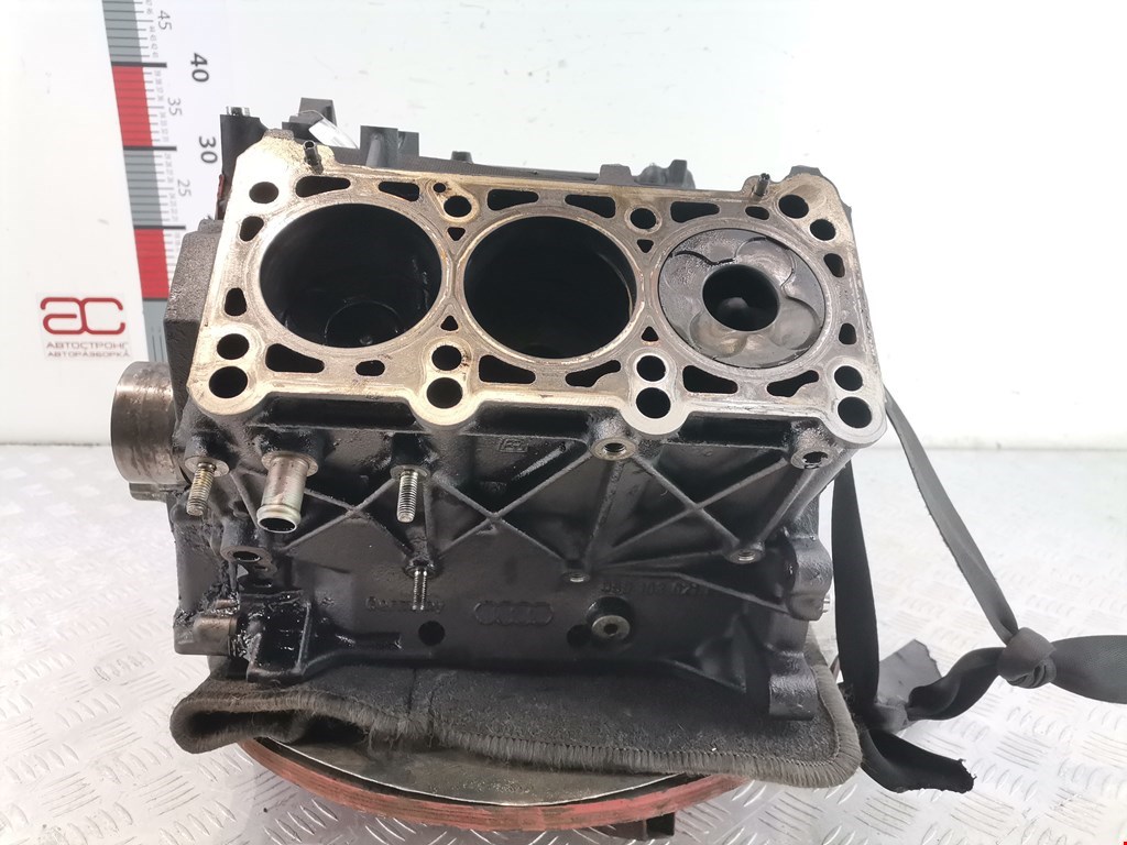 Блок цилиндров AUDI A4 B6 2001-2005