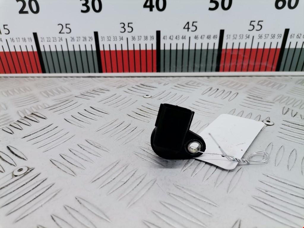 Датчик положения распредвала VOLVO V70 II 2000-2007