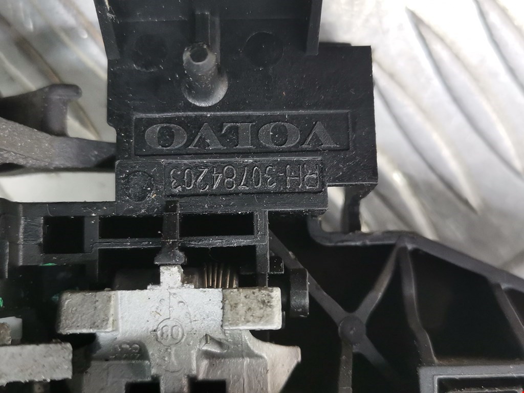 Ручка двери передней наружная правая VOLVO V70 III 2007-2016