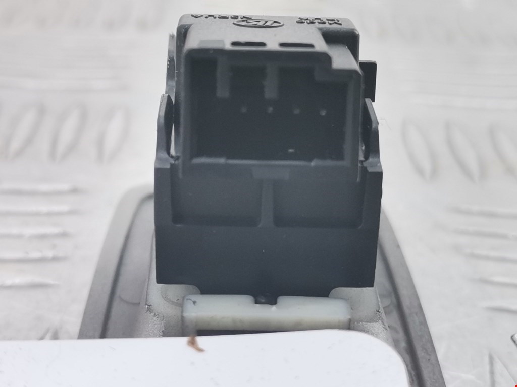 Кнопка стеклоподъемника JAGUAR XF X250 2007-2015