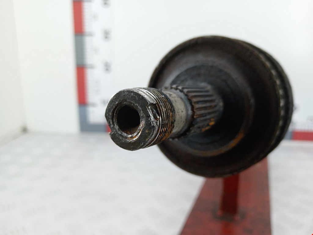 Полуось (привод, приводной вал) задняя правая MERCEDES-BENZ S-Class IV W220 1998-2005