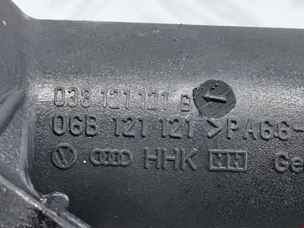 Корпус термостата AUDI A4 B5 1995-2001