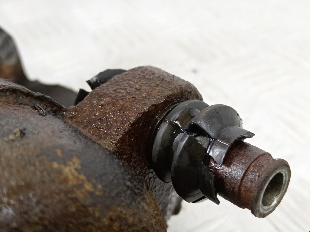 Суппорт передний левый JEEP Cherokee XJ 1984-2001