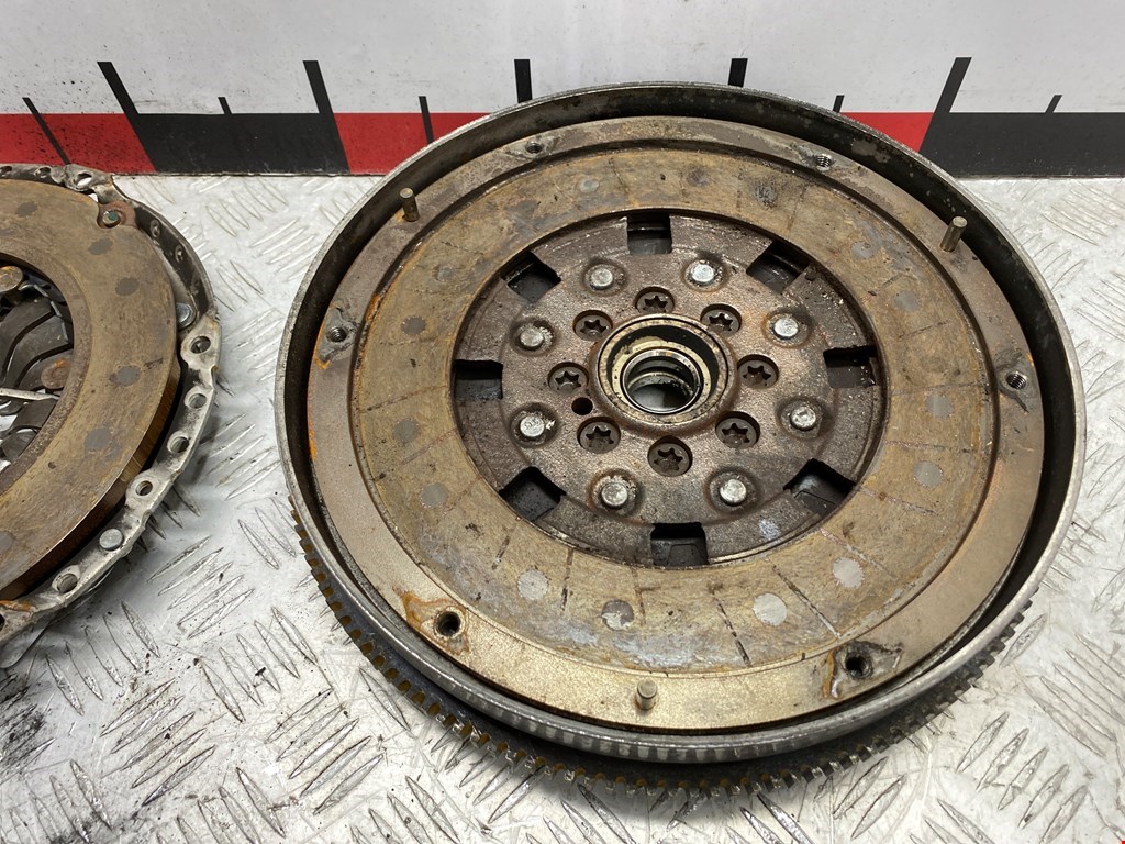 Маховик (демпфер сцепления) CHRYSLER PT Cruser 2000-2010