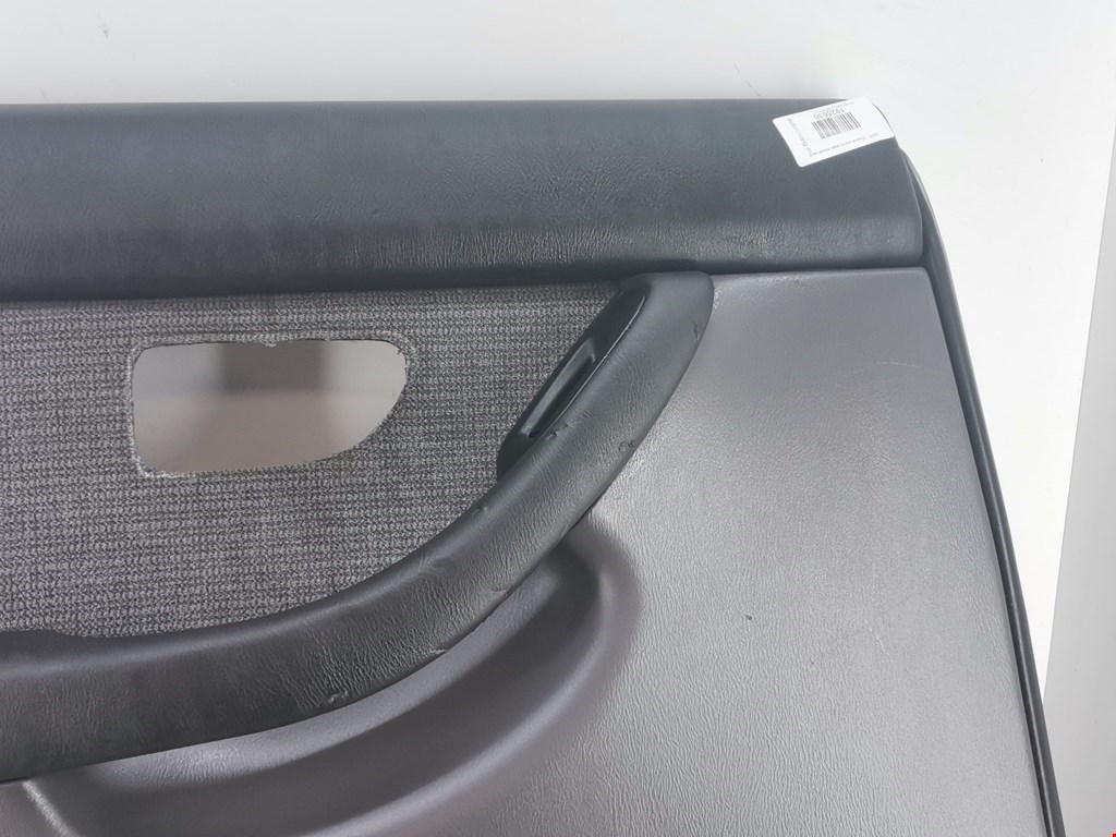 Обшивка двери задняя левая SUBARU Legacy 1998-2004