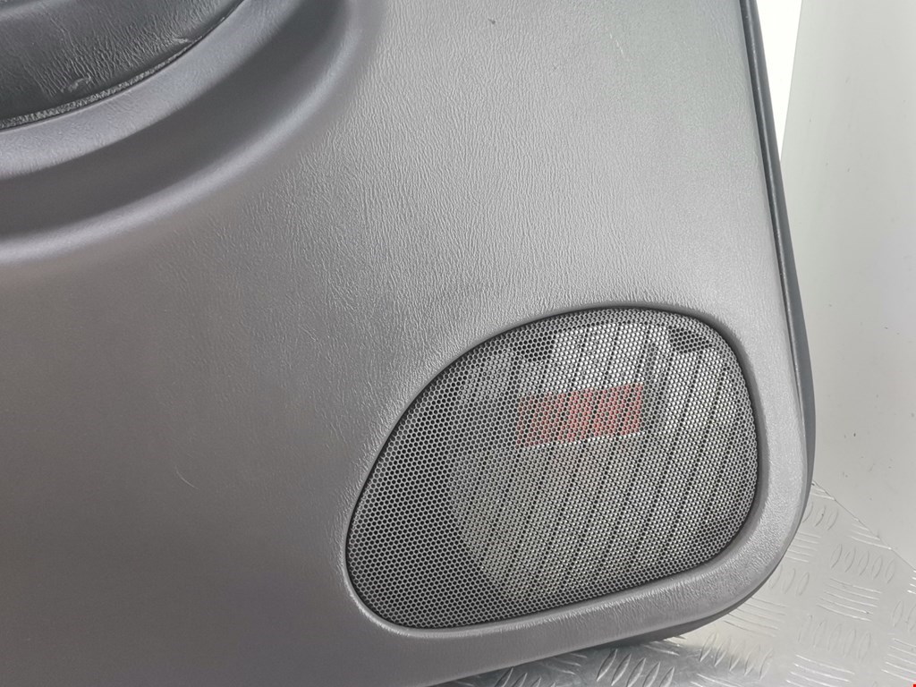 Обшивка двери задняя левая SUBARU Legacy 1998-2004