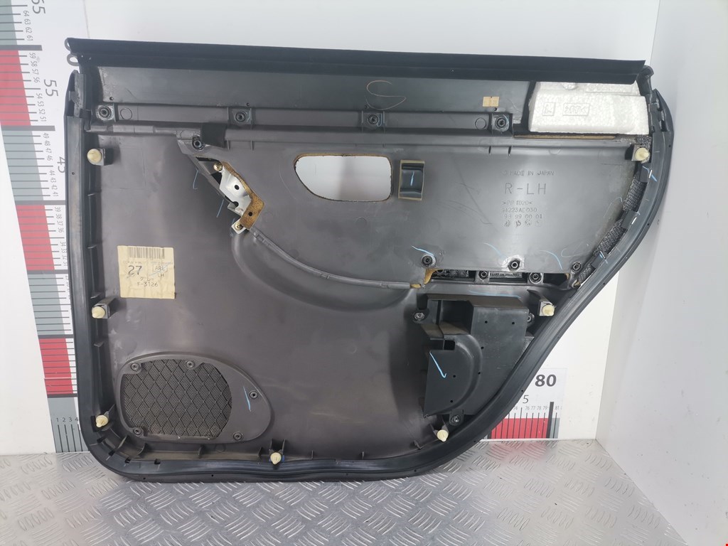 Обшивка двери задняя левая SUBARU Legacy 1998-2004