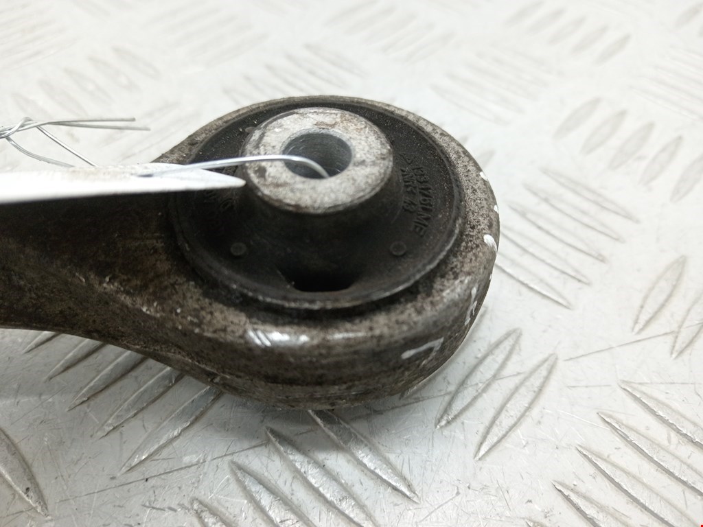 Рычаг передний правый AUDI A4 B6 2001-2005