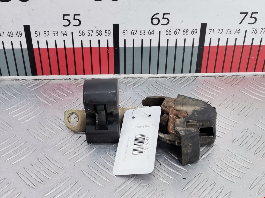 Замок двери распашной левой Renault Master 2 (1997-2010)