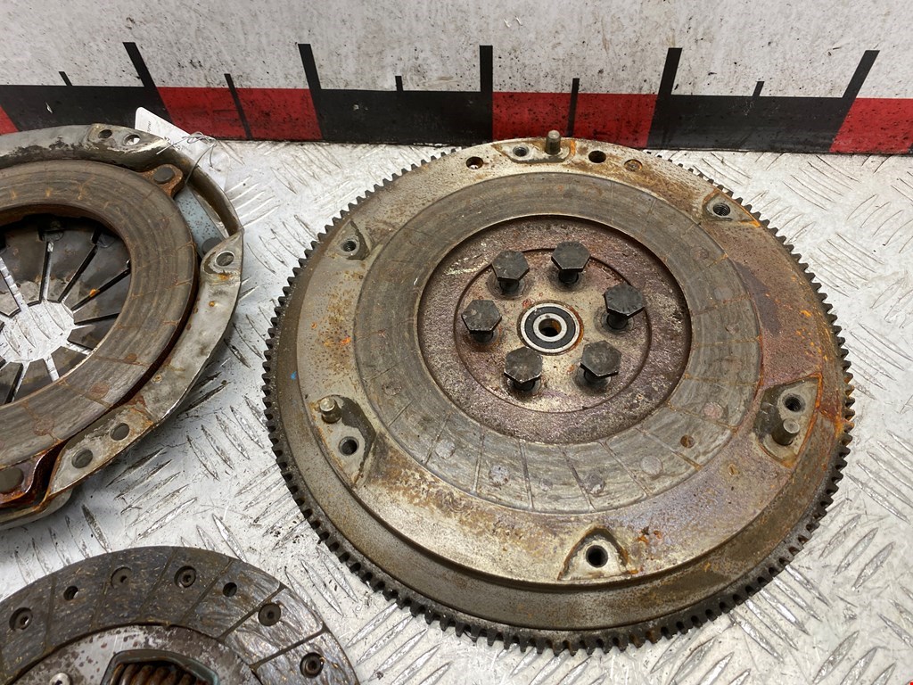 Маховик (демпфер сцепления) OPEL Agila A 2000-2007