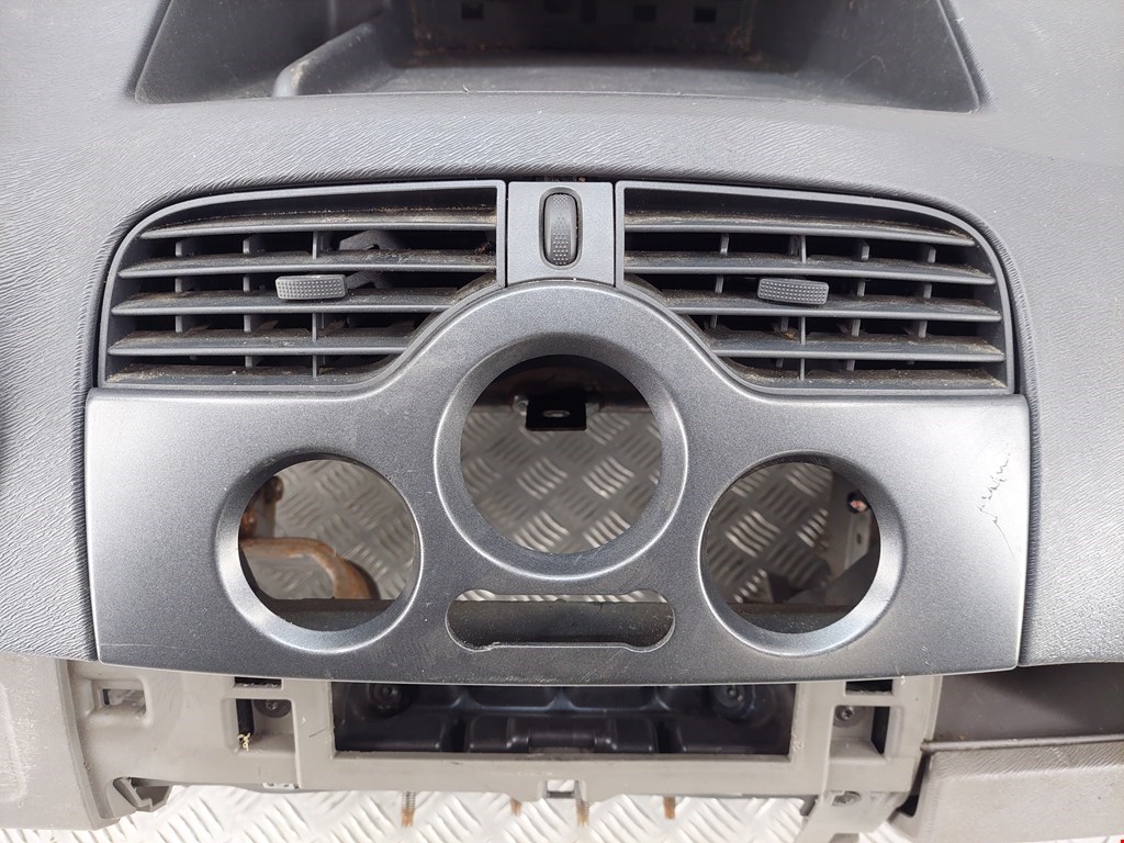 Торпедо RENAULT Kangoo 2008-2021