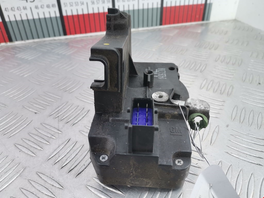 Замок двери передней правой OPEL Astra G 1998-2005