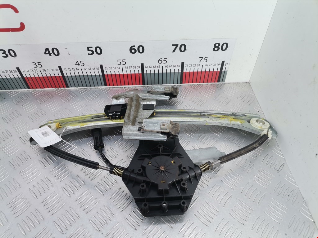 Стеклоподъемник задний правый CHRYSLER PT Cruser 2000-2010