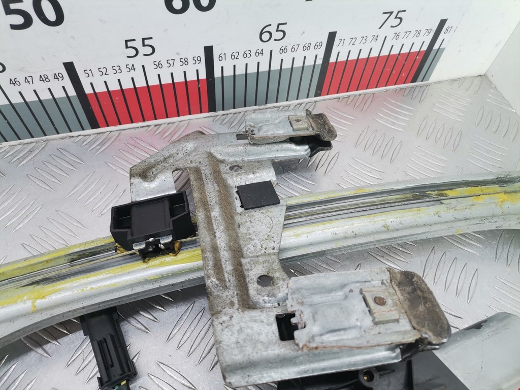 Стеклоподъемник задний правый CHRYSLER PT Cruser 2000-2010