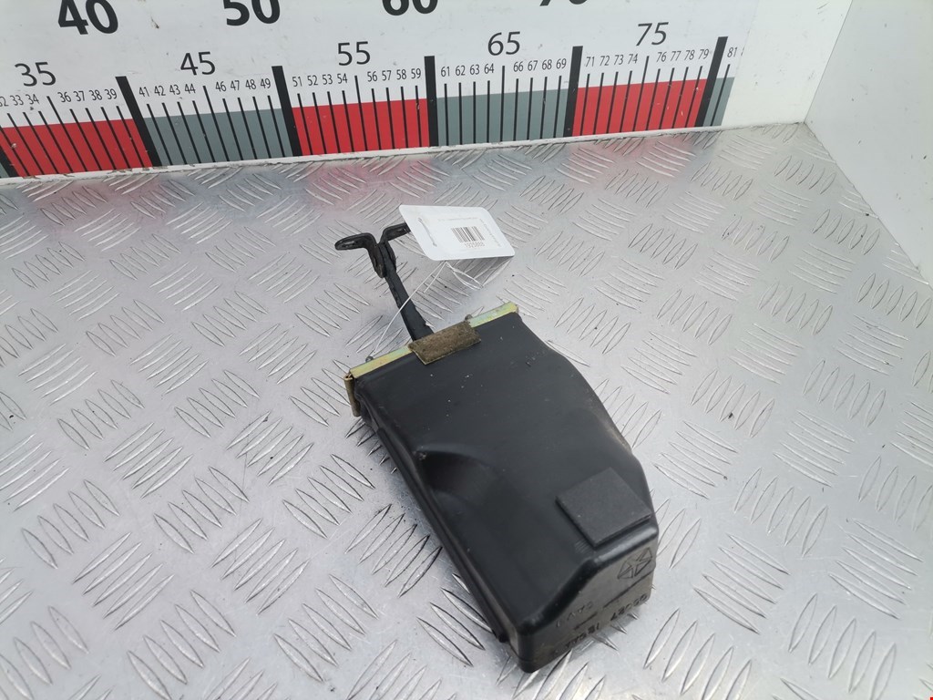 Ограничитель открывания двери CHRYSLER PT Cruser 2000-2010