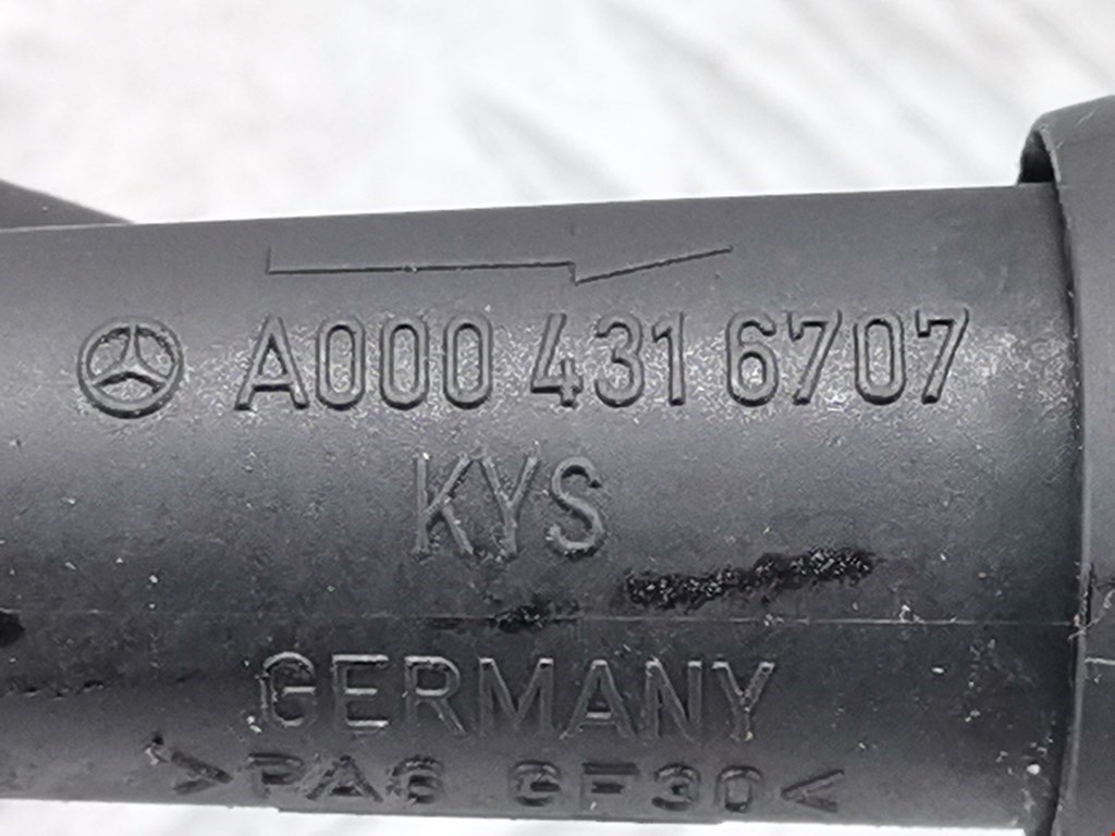 Трубка вакуумная MERCEDES-BENZ C-Class C-klasse W203 2000-2007