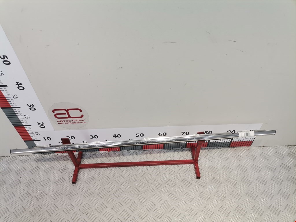 Накладка декоративная (молдинг) стекла двери задней правой Lexus RX 3 (AL10) (2008-2015)