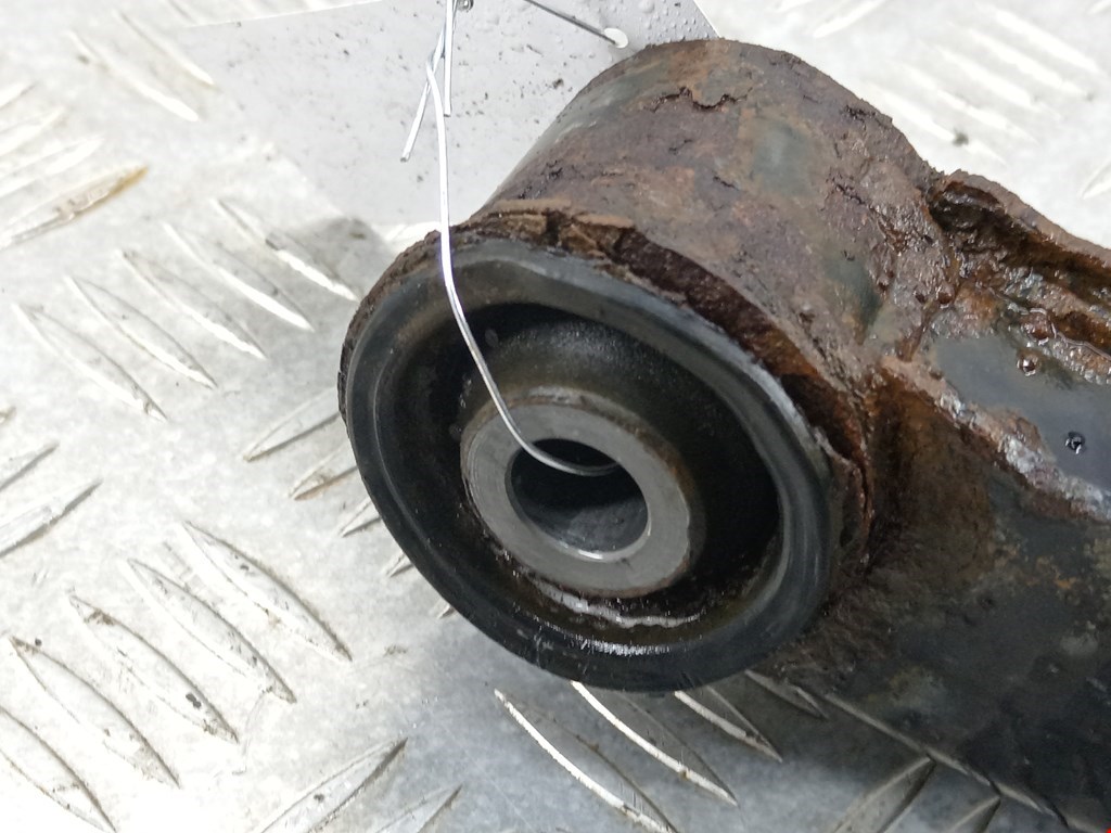 Рычаг передний правый NISSAN Pathfinder R51M 2004-2014