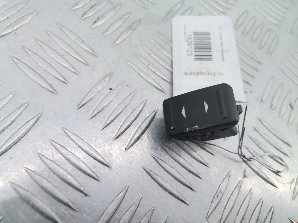 Кнопка стеклоподъемника FORD C-MAX 2003-2010